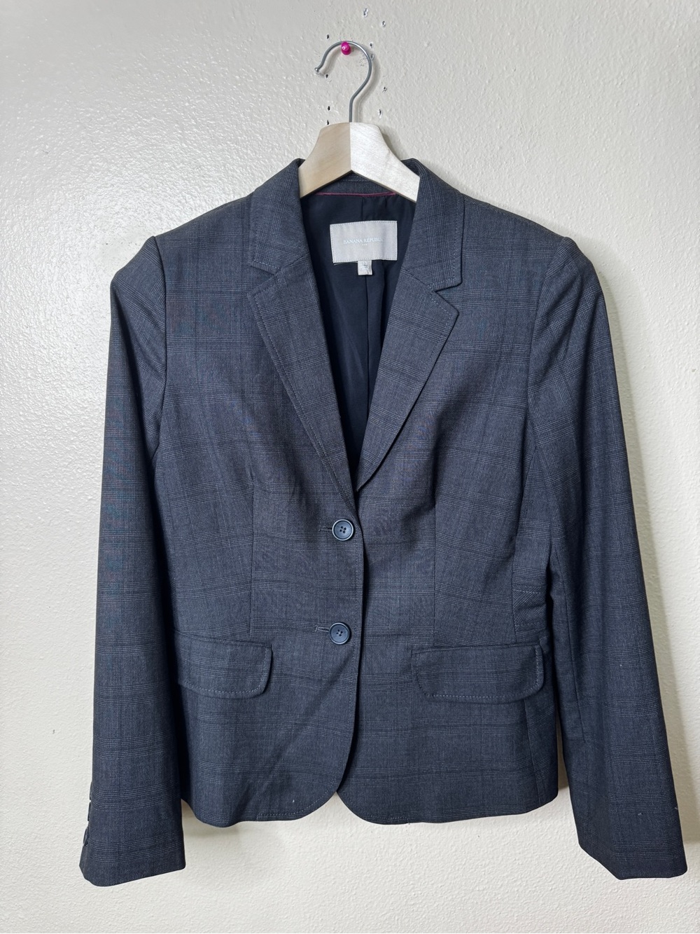 Banana Republic Women’s Size 10 Gray Plaid Blazer Pleated Back 2 Button Jacket